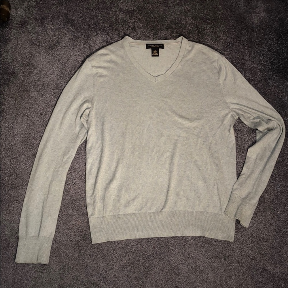 Banana Republic | v-neck sweater